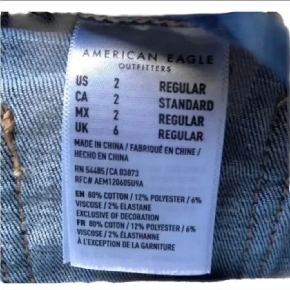 American Eagle Outfitters‎ Hi-Rise mini jean skirt Size 2